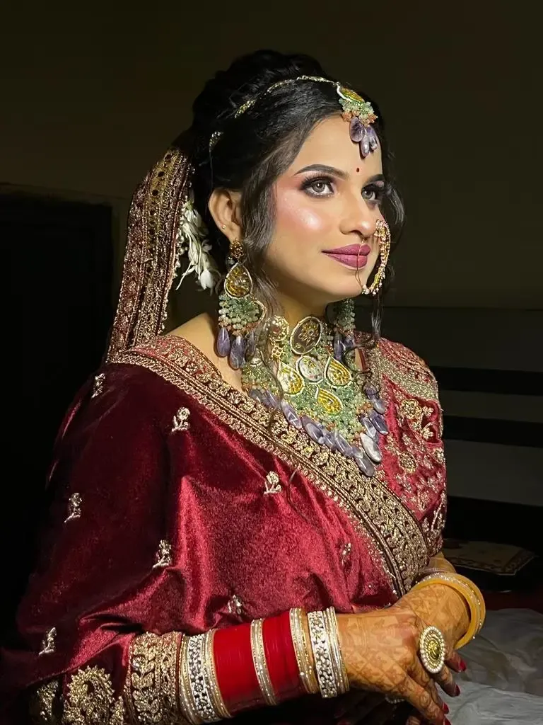 Princy Beauty Salon & Academy - Electronic Store in Banda