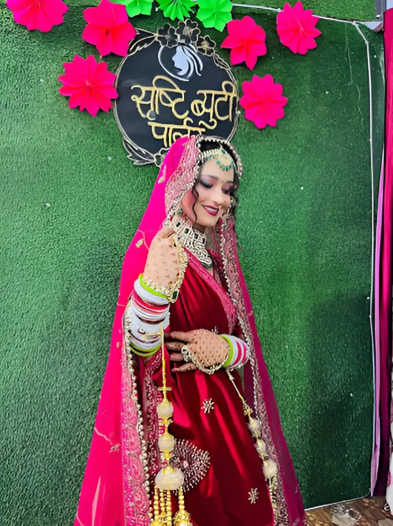 Srishti Beauty Parlour