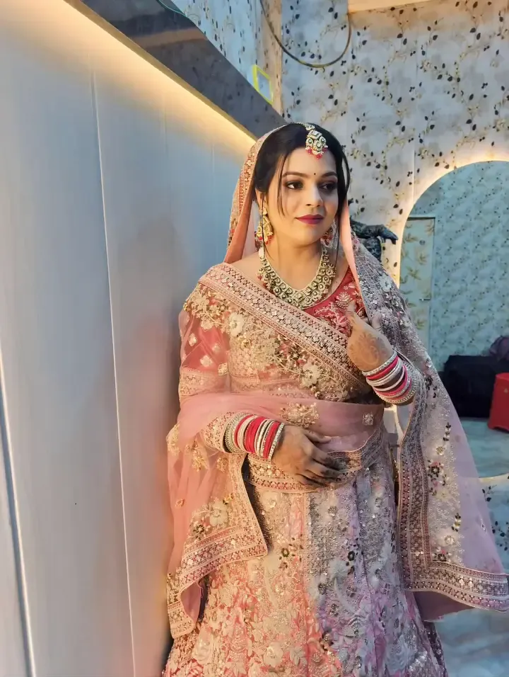 Vaibhav Laxmi Beauty Parlour