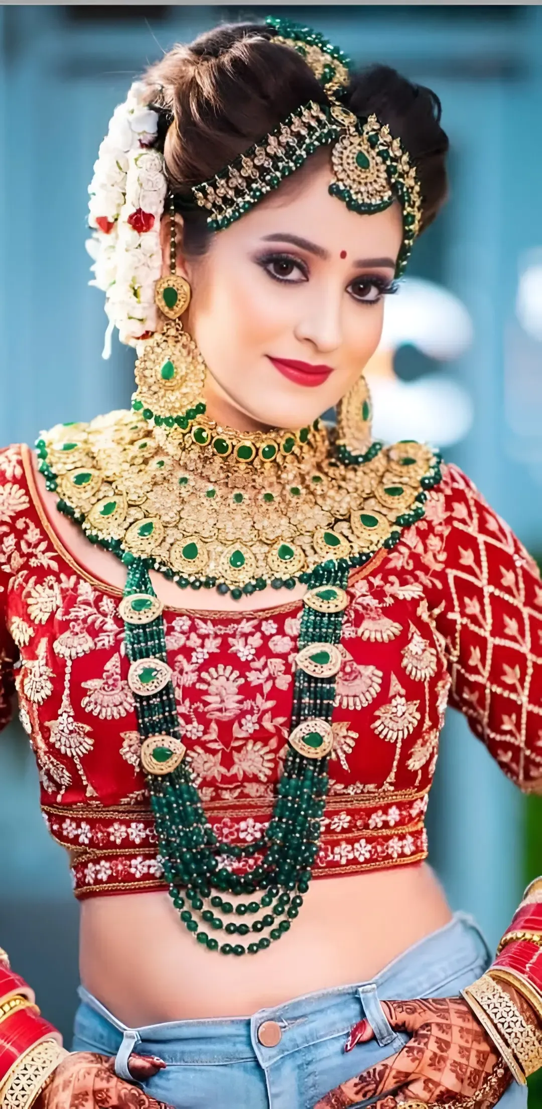 Lotus Beauty Parlor - Beauty Parlour in Etawah